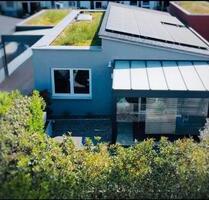 Freistehender Bungalow - 680.000,00&nbsp;EUR Kaufpreis, ca.&nbsp; 111,00&nbsp;m&sup2; in Kirchheim am Neckar (PLZ: 74366)