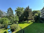 Foto - Attraktive 2-Zimmer-Wohnung mit Balkon und Blick ins Grüne