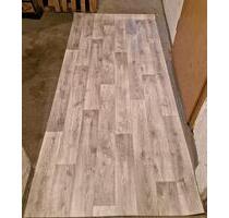 Laminat ..... - 10,00&nbsp;EUR Kaltmiete, ca.&nbsp; 20,00&nbsp;m&sup2;&nbsp;Wohnfl&auml;che in Elmenhorst/Lichtenhagen (PLZ: 18107)