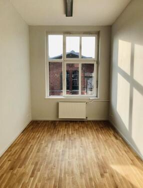 Foto - Producing Atelier Studio Büro Gewerbe Lager Office Hobby