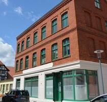 Schöne Dachgeschoss Wohnung in Grabow direkt in der Stadt!