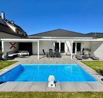 Moderner Neubau Bungalow in Top-Lage , BJ 2021 mit Garten & Pool - Oberkirch