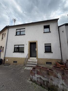 Foto - Mehrgenerationenhaus ca. 184 m², mit Garage und Keller