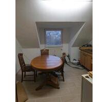 2 ZKB Dachgeschosswohnung - 500,00&nbsp;EUR Kaltmiete, ca.&nbsp; 65,00&nbsp;m&sup2; in Siegen (PLZ: 57080) Eiserfeld