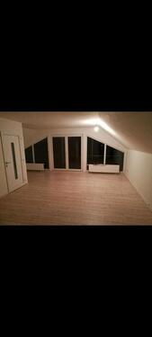 Foto - DG Wohnung - 850,00&nbsp;EUR Kaltmiete, ca.&nbsp; 68,00&nbsp;m&sup2;