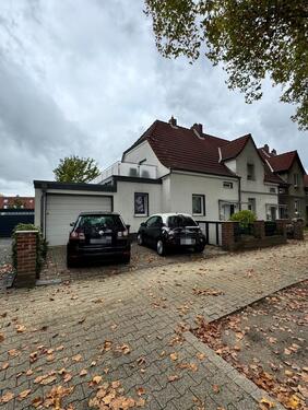Foto - Reiheneckhaus Einfamilienhaus mit großem Garten & großer Garage