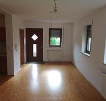 3 Zi. Einliegerwohnung an Nichtraucherin zu vermieten - Waldbrunn