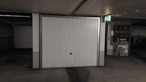 Foto - AnzeigeTiefgaragenstellplatz - abschließbar - Stuttgart