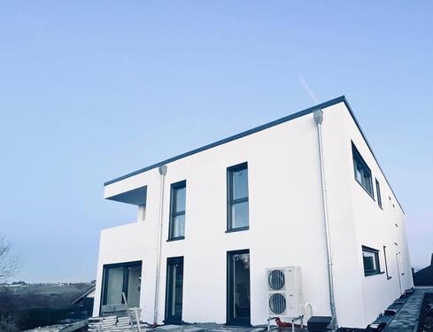 Foto - Neubau Mehrfamilienhaus - mit 3 Wohneinheiten in ruhiger Lage