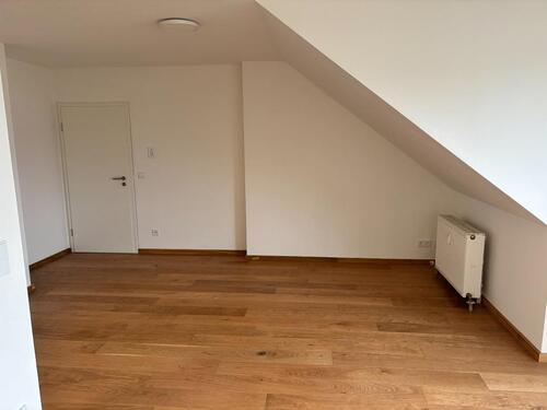 Foto - 1 Zimmer Dachgeschoßwohnung in Tegernheim