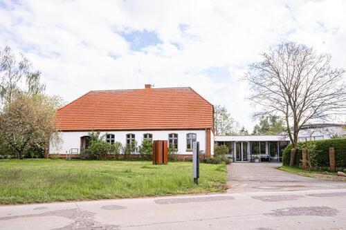 Foto - Alt- und Neubau - sinnvoll kombiniert