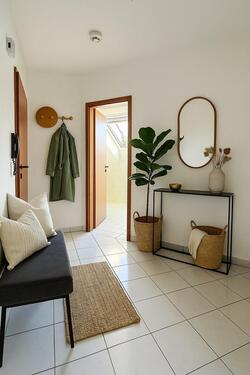 Foto - Moderne 2-Zimmer-Wohnung mit Balkon, Einbauküche & Stellplatz