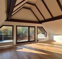 Schöne, helle 3-Zimmer Dachgeschosswohnung in Köln-Blumenberg