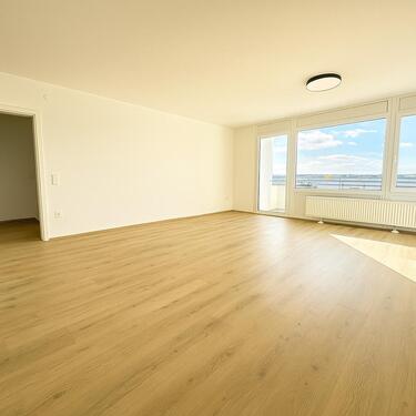 Foto - 3-Zimmer-Wohnung ca. 83 m² im 9. OG mit 2 Balkonen & Keller