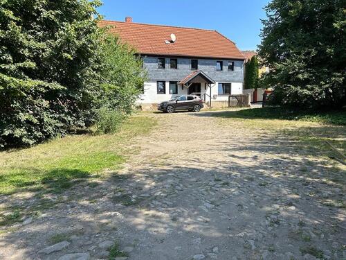 Foto - Haus mit Scheunen, Hof und Garagen 750€ pro Monat Mieteinnahmen