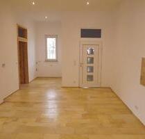 Helle 2 Zimmer Wohnung - 700,00 EUR Kaltmiete, in Rentweinsdorf (PLZ: 96184)