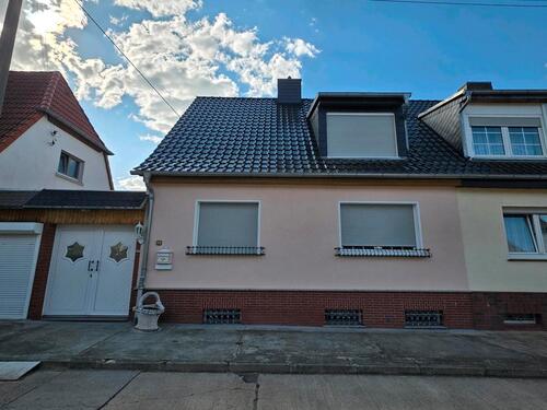 Foto - Haus mit Garten - 150.000,00&nbsp;EUR Kaufpreis, ca.&nbsp; 125,00&nbsp;m&sup2;