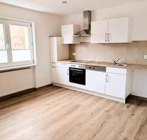 81 m² - 780€ warm - mit Einbauküche - Wohnung - Oberleichtersbach