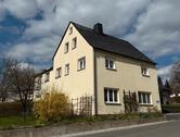Foto - Vielseitiges Wohnhaus mit Werkstatt & Potential