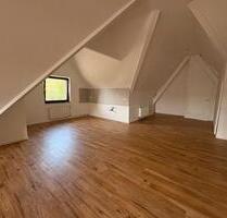 Außergewöhnliche Dachgeschosswohnung - Blumenstraße, Hamminkeln