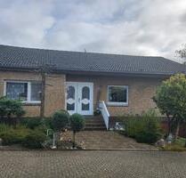 Bungalow mit Aussicht - 356.000,00 EUR Kaufpreis, in Emmerich am Rhein (PLZ: 46446)