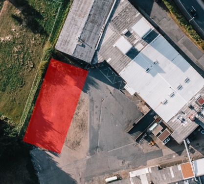 Foto - 600 m² Freifläche - ideal als Außenlager für Handwerk, Bau, Logistik