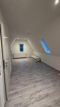 Foto - WG-Zimmer in 2er-Wohnung frei - 500,00&nbsp;EUR Kaltmiete, ca.&nbsp; 90,00&nbsp;m&sup2;