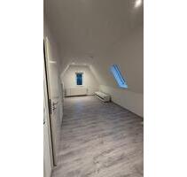WG-Zimmer in 2er-Wohnung frei - 500,00&nbsp;EUR Kaltmiete, ca.&nbsp; 90,00&nbsp;m&sup2; in Dillenburg (PLZ: 35683)