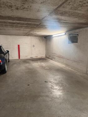 Foto - Tiefgaragenstellplatz Nienstedten (nahe Blumen Graaf) ab sofort