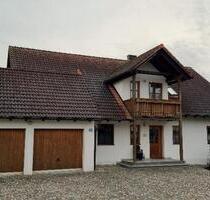 Landhaus in idyllischer Lage - unverbaubarer Ilmtal Blick - Geisenfeld