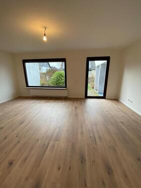 Foto - 6 Zimmer Einfamilienhaus zur Miete in Neu-Anspach