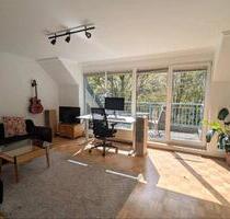 2 Zimmer möbiliert Balkon (Süd) Stellplatz Mai-Dez - Düsseldorf Stadtbezirk 9