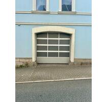 Große Garage Halle mit Wohnung in zentraler Lage in Treuen
