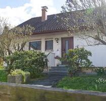 Schönes Einfamilienhaus in ruhiger Lage am Ortsrand von Giengen - Giengen an der Brenz