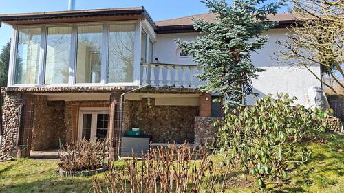 Foto - Massiver Bungalow auf Pachtland