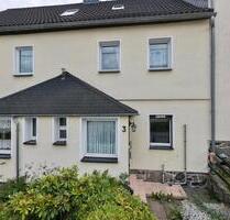 Reihenmittelhaus - 67.500,00&nbsp;EUR Kaufpreis, ca.&nbsp; 62,00&nbsp;m&sup2; in Grünhainichen (PLZ: 09579)
