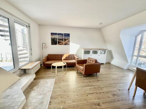 Foto - Dachgeschoss mit Dachgarten - möbliert, befristet, ca. 24 Monate