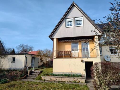 Foto - 6 Zimmer Doppelhaushälfte in Giebelstadt