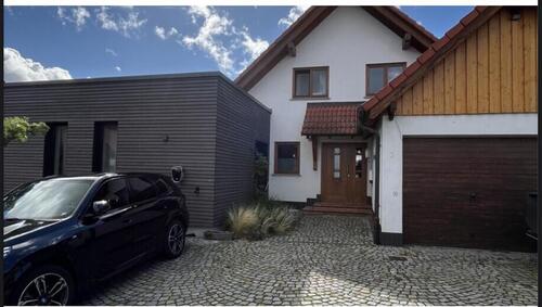 Foto - Haus mit ELW und Praxisanbau - 460.000,00 EUR Kaufpreis,