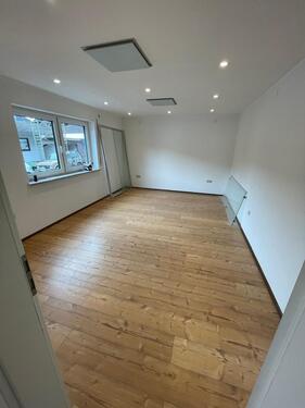 Foto - Attraktive 4,5 Zimmer-Erdgeschosswohnung in Bad KönigZell