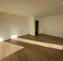 Helle Single-Wohnung mit Balkon in Neheim zu vermieten - Arnsberg Holzen