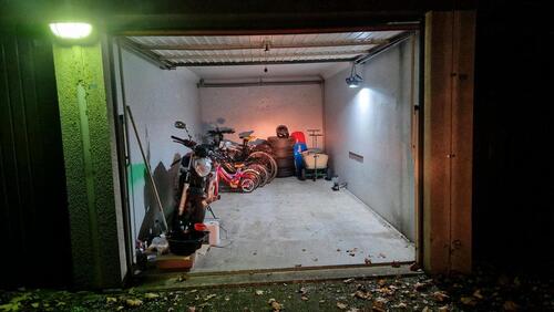 Foto - Stellplatz für ein Fahrrad oder Motorrad