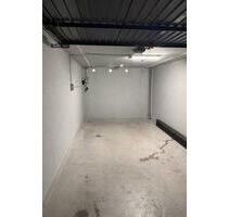 Einzelgarage in Tiefgaragenhof zur Vermietung - Schwaig Bei Nürnberg