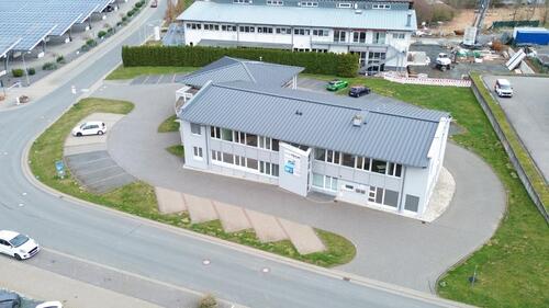 Foto - Helle Büroflächen nahe Krankenhaus – Parkplätze möglich