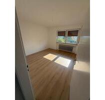 4-Zimmer Wohnung mit Balkon ~ ca. 90 m², frisch renoviert - Rahden