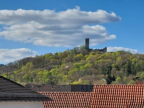 Foto - gepflegte Eigentumswohnung mit Burgblick in kleiner Wohneinheit
