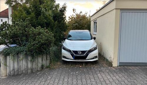 Foto - Stellplatz Parkplatz für Pkw, Anhänger, Motorrad - Waiblingen