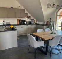 Dachgeschoss Wohnung in Obing - 1.200,00&nbsp;EUR Kaltmiete, ca.&nbsp; 95,00&nbsp;m&sup2; in Obing (PLZ: 83119)