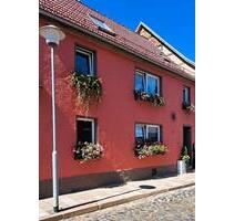 liebevoll gestaltetes Stadtreihenhaus - Kölleda