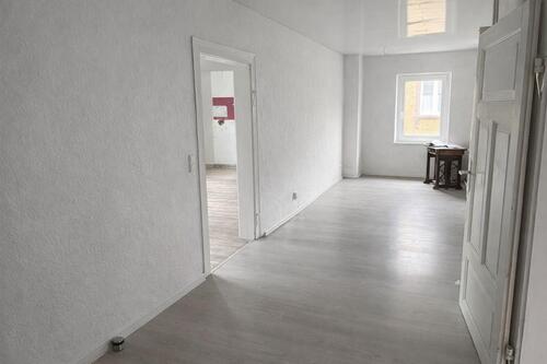 Foto - Schöne 3 Zi.- Whg. mit Kamin, gr. Garten